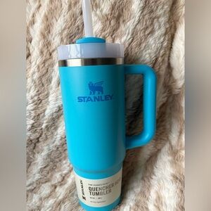 Stanley Aqua Quencher H2.0 Tumbler 30oz
